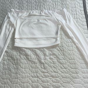 Long sleeve crop top off shoulders.